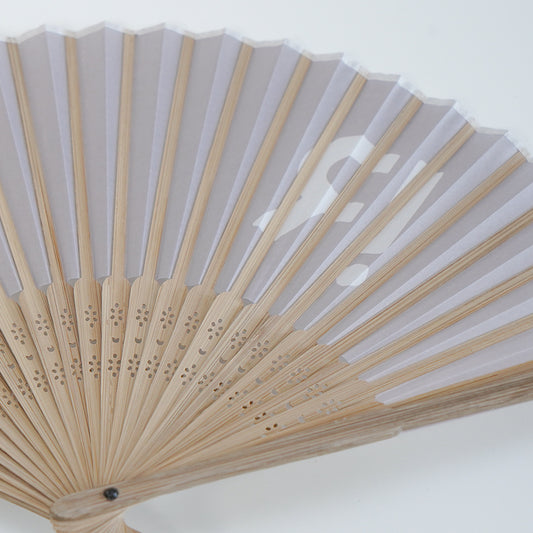 「R ロゴ」扇子